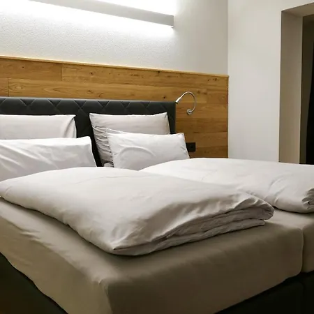 Alpchalet Bellevue Hotel Samnaun