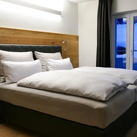 Alpchalet Bellevue 酒店 3*